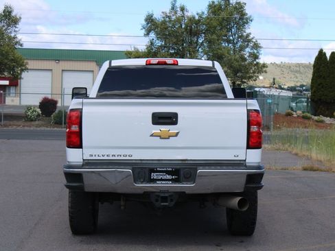 Used 2019 Chevrolet Silverado 2500 LT AWD/4WD image 4