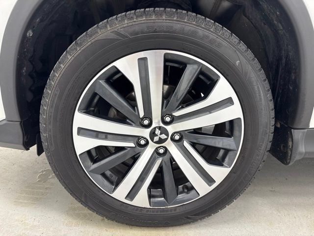 Used 2020 Mitsubishi Outlander Sport ES FWD image 31