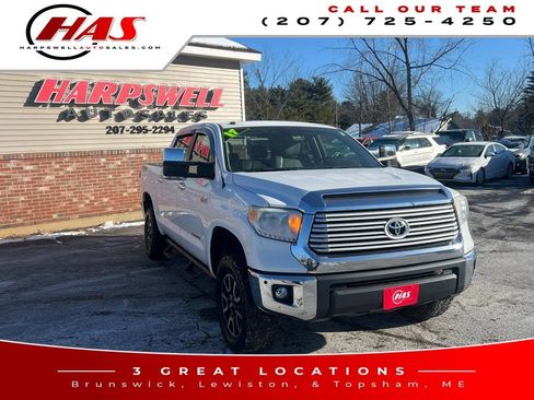 Used 2017 Toyota Tundra Limited w/ Limited Premium Package AWD/4WD image 6