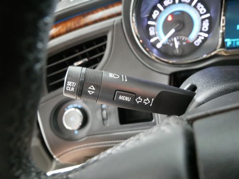 Used 2011 Buick LaCrosse CXL AWD/4WD image 32