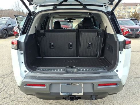 New 2026 Nissan Pathfinder SL image 31