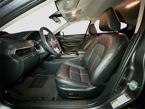 Used 2022 Nissan Altima 2.5 SR image 17