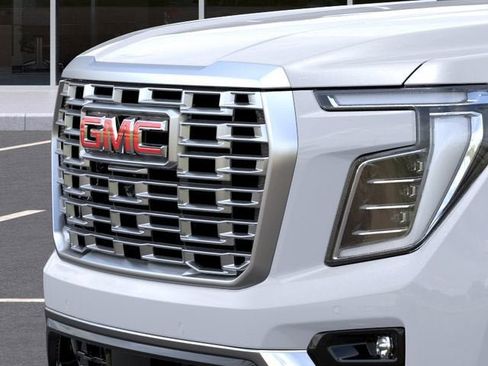 New 2026 GMC Yukon XL Denali w/ Denali Reserve Package AWD/4WD image 13