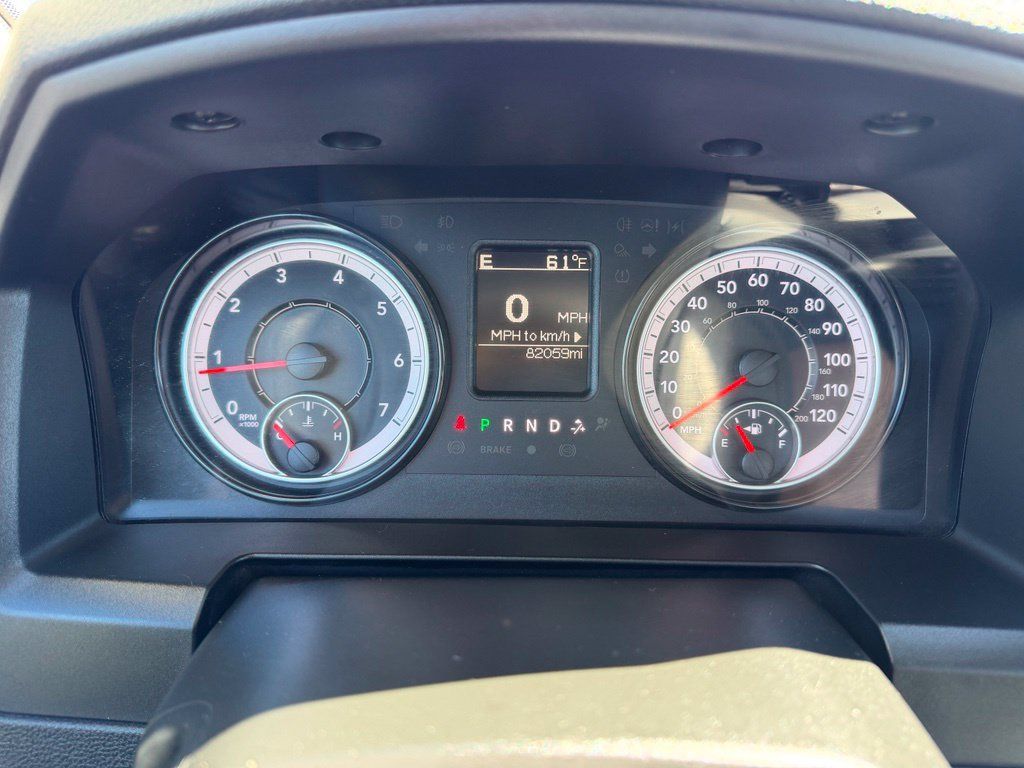 Used 2022 RAM 1500 Classic SLT AWD/4WD image 8