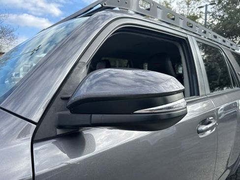 Used 2021 Toyota 4Runner TRD Off-Road Premium image 11