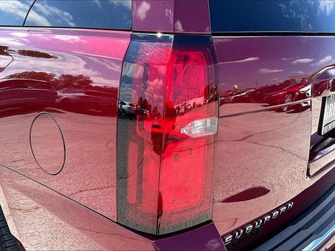 Used 2017 Chevrolet Suburban Premier AWD/4WD image 40