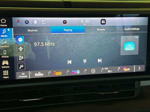 Used 2025 Jeep Wrangler Unlimited Sport AWD/4WD image 24