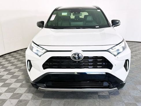 Used 2025 Toyota RAV4 XSE w/ Advanced Technology Package AWD/4WD image 8