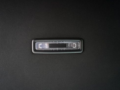 Used 2024 Chevrolet Suburban RST RWD image 11