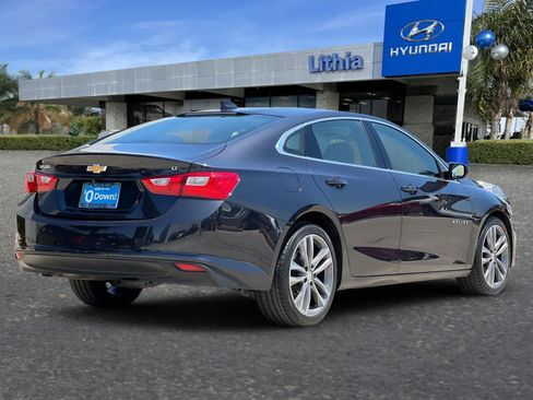 Used 2023 Chevrolet Malibu LT FWD image 3