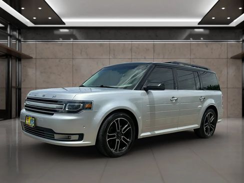 Used 2015 Ford Flex Limited w/ Equipment Group 303A AWD/4WD image 28