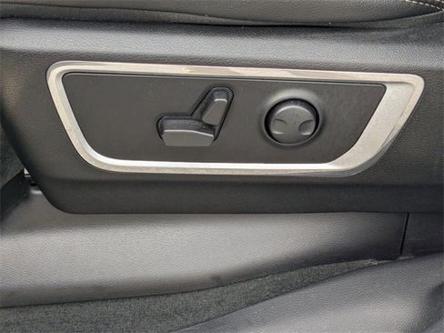 Used 2023 RAM 1500 Laramie image 15