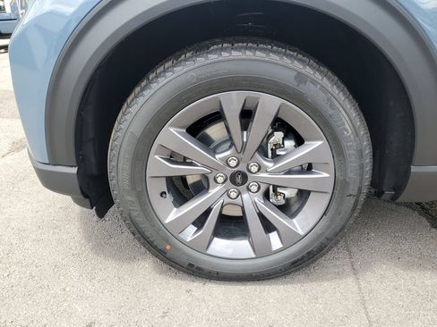 New 2026 Ford Explorer Active AWD/4WD image 9