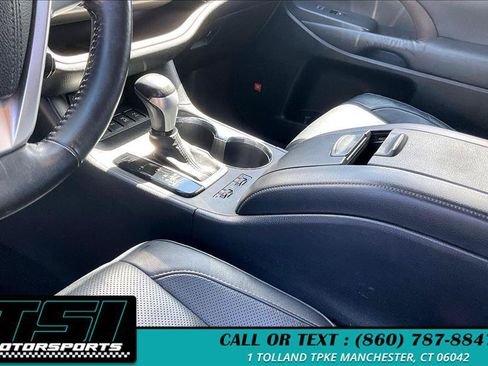 Used 2015 Toyota Highlander Limited AWD/4WD image 14