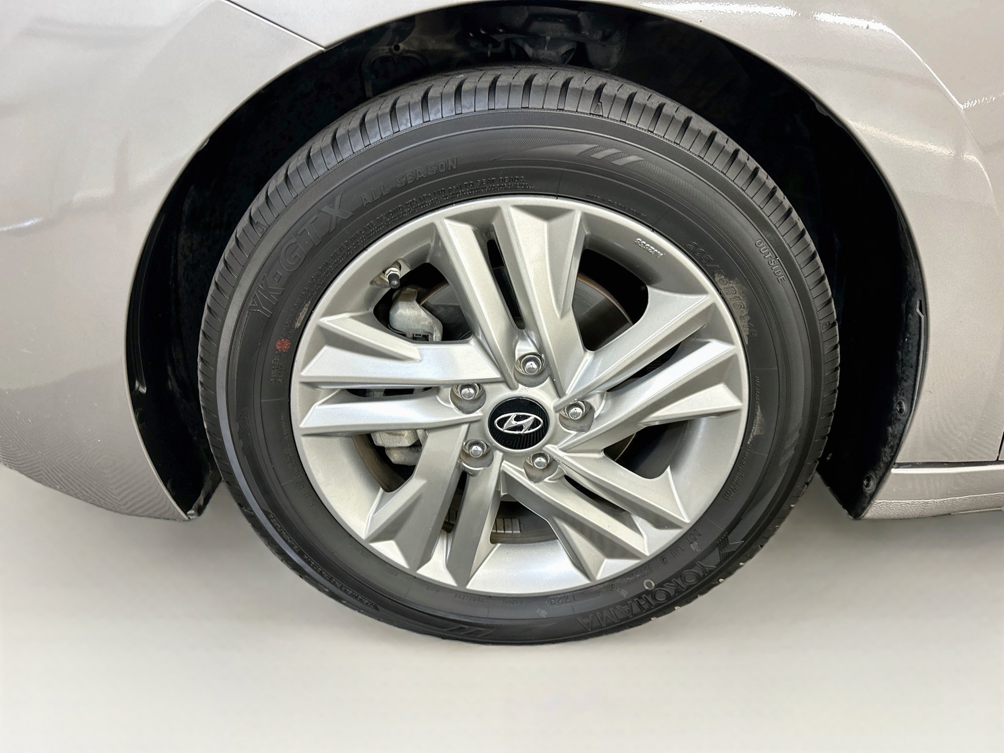 Used 2020 Hyundai Elantra Value Edition FWD image 35
