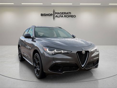 Used 2024 Alfa Romeo Stelvio Ti w/ Performance Driving Package image 1