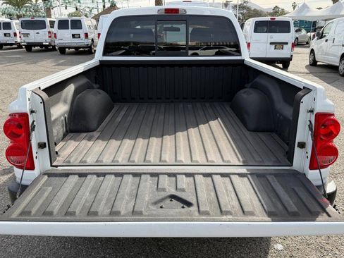 Used 2006 Dodge Dakota ST image 35