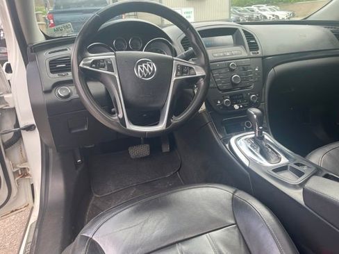 Used 2011 Buick Regal CXL w/ RL5 Preferred Equipment Group FWD image 10
