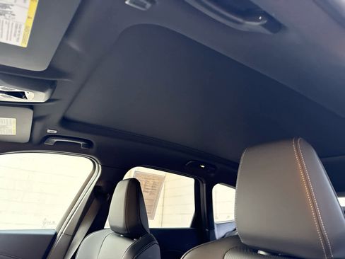 Certified 2025 BMW X1 xDrive28i image 14