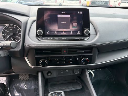 Certified 2024 Nissan Rogue S FWD image 23