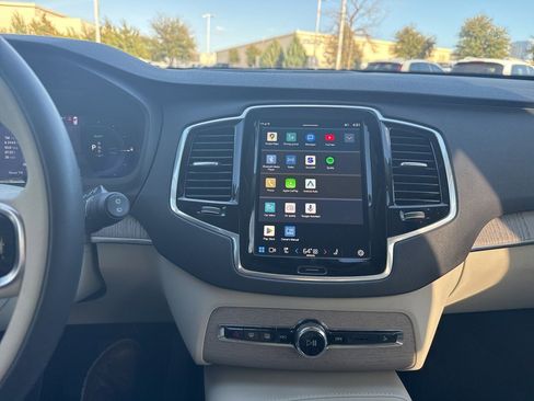 Used 2024 Volvo XC90 T8 Plus w/ Protection Package Premier image 26