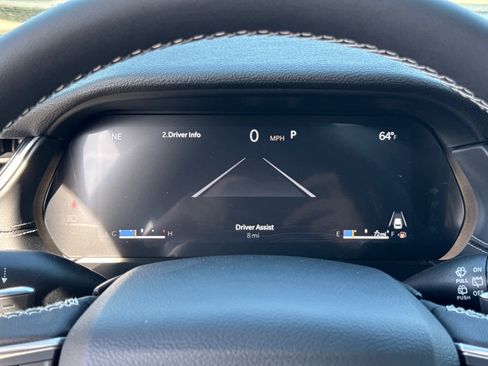 New 2025 Jeep Grand Cherokee L Laredo image 18