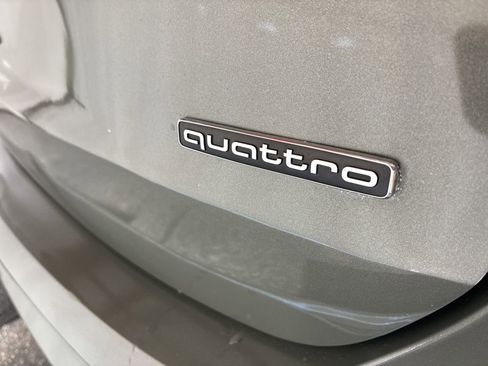 Used 2024 Audi Q3 2.0T Premium AWD/4WD image 27