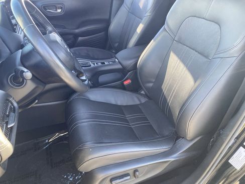 Certified 2024 Honda HR-V EX-L image 21