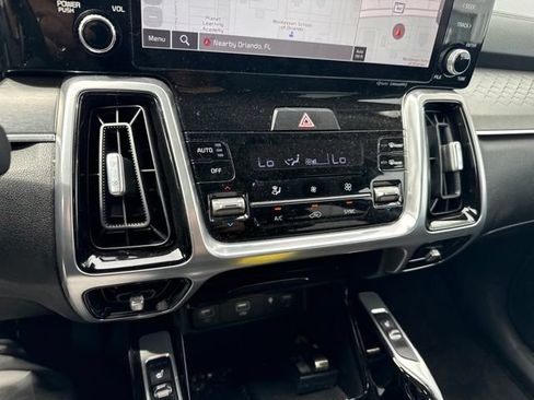 Used 2023 Kia Sorento SX FWD image 22