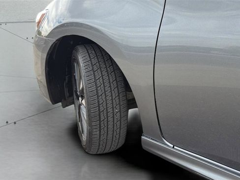 Used 2019 Nissan Sentra SR FWD image 31