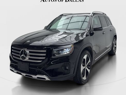 Used 2025 Mercedes-Benz GLB 250 4MATIC image 4