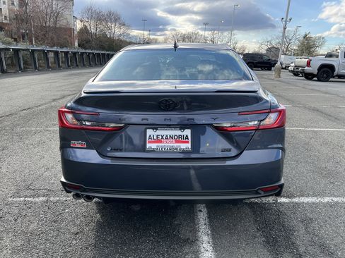 New 2026 Toyota Camry SE image 5