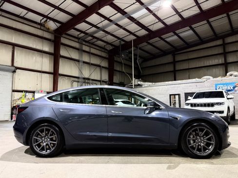 Used 2019 Tesla Model 3 Long Range AWD/4WD image 4