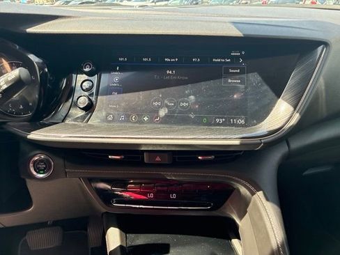 Used 2022 Buick Envision Preferred FWD image 24