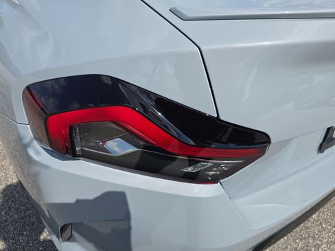 Used 2025 BMW M240i Coupe RWD image 31