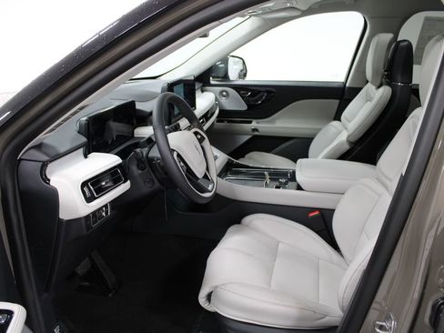 New 2026 Lincoln Aviator Reserve image 22