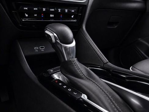 Used 2024 Buick Encore GX Avenir w/ Avenir Convenience Package FWD image 20