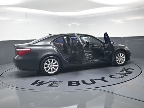 Used 2008 Lexus LS 460 RWD image 25