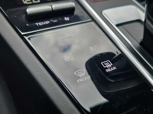 Certified 2021 Porsche Cayenne GTS AWD/4WD image 45