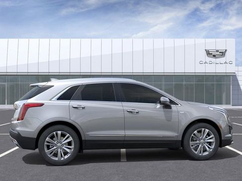 New 2025 Cadillac XT5 Premium Luxury w/ Technology Package FWD image 5