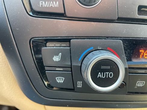 Used 2014 BMW 320i Sedan image 11