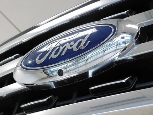 Used 2024 Ford F350 Platinum AWD/4WD image 18