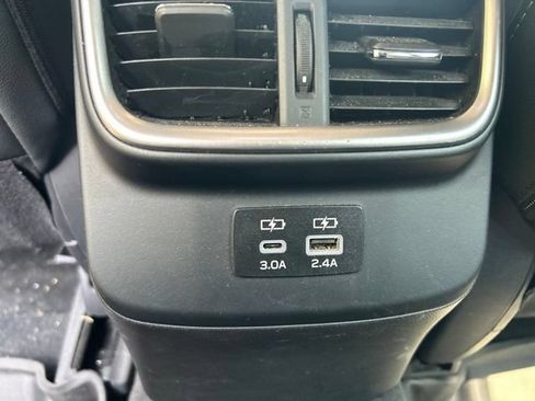Used 2023 Subaru Outback Onyx Edition AWD/4WD image 18