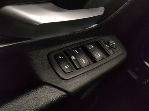Used 2022 RAM 1500 Big Horn AWD/4WD image 25