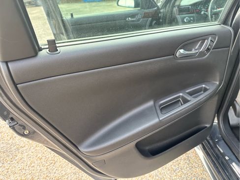 Used 2012 Chevrolet Impala LT image 34