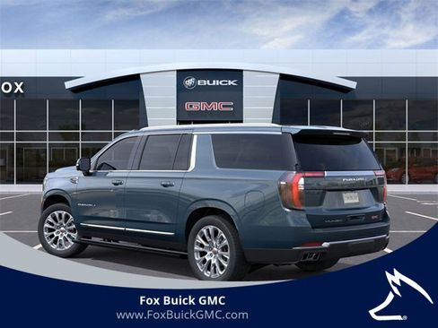 New 2026 GMC Yukon XL Denali image 3