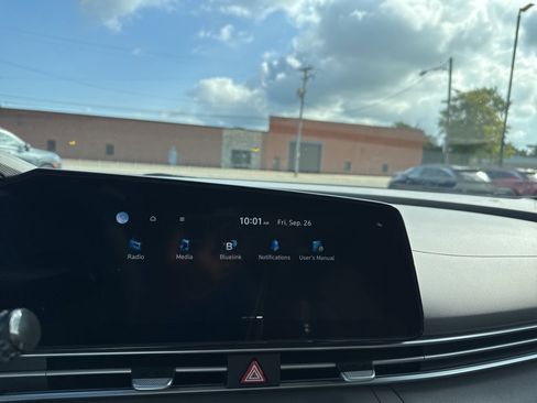 New 2025 Hyundai Elantra SEL image 21