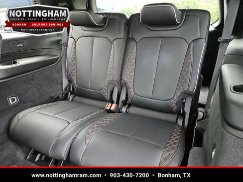 Used 2025 Jeep Grand Cherokee L Summit AWD/4WD image 31