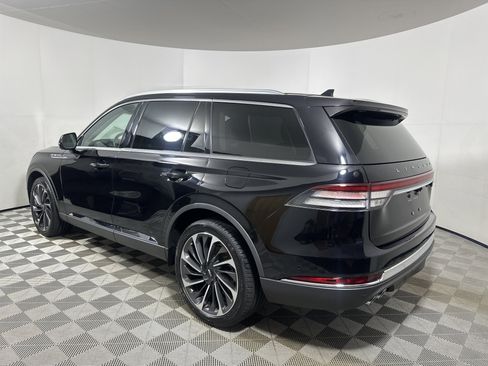 Used 2020 Lincoln Aviator Reserve w/ Equipment Group 202A image 5