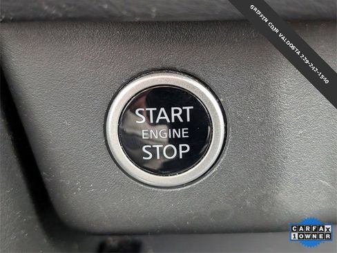 Used 2023 Nissan Rogue SV image 24